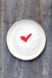 Love (heart) Round Plate (Small/Large) 