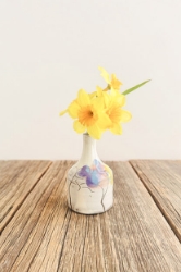 Seasons Single Stem Vase 